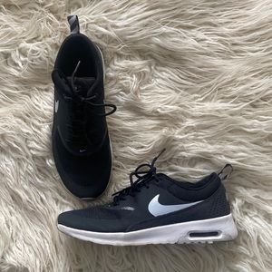 Nike Air Max Thea Womens Sneakers Black